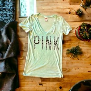 💚 VS PINK v neck light  green T-shirt size Small